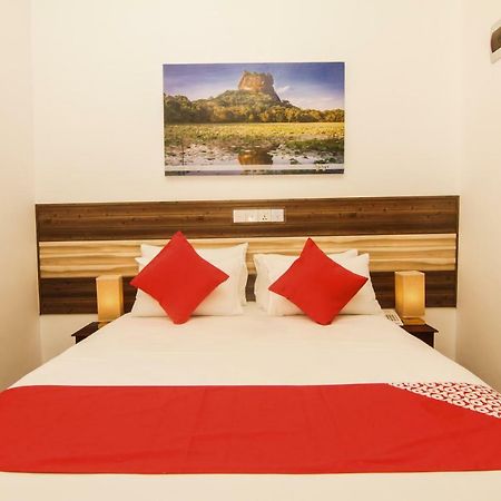 Clove Transit Hotel Kotugoda المظهر الخارجي الصورة