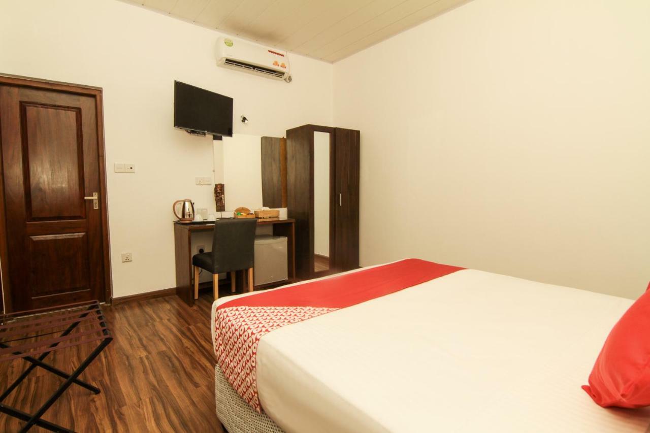 Clove Transit Hotel Kotugoda المظهر الخارجي الصورة