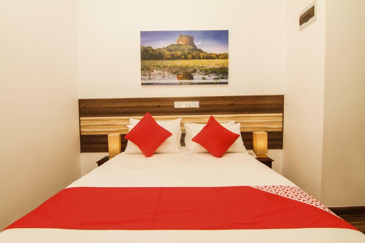 Clove Transit Hotel Kotugoda المظهر الخارجي الصورة