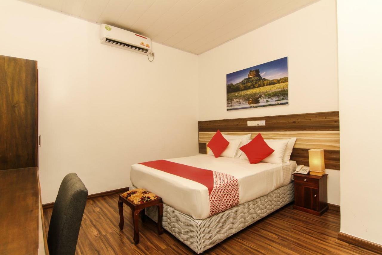 Clove Transit Hotel Kotugoda المظهر الخارجي الصورة