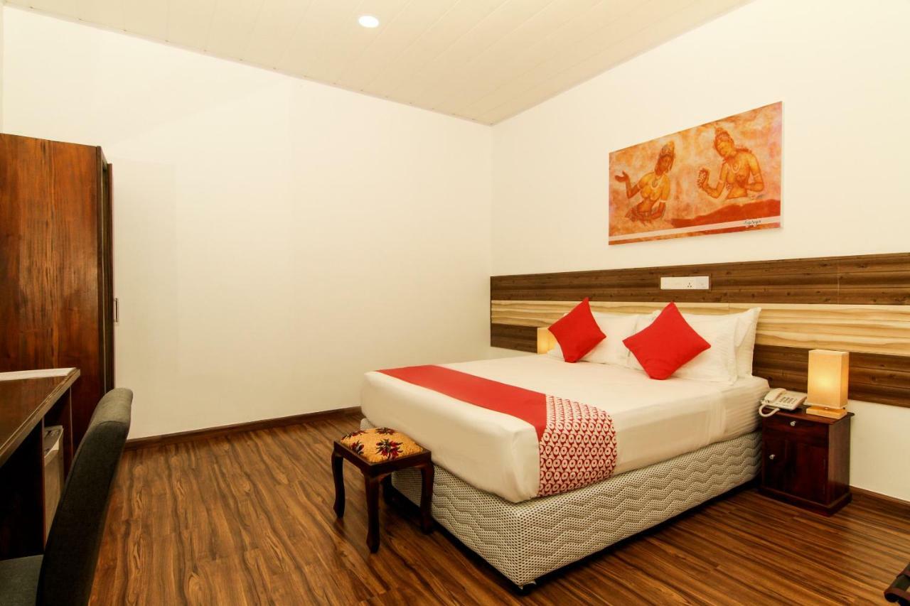 Clove Transit Hotel Kotugoda المظهر الخارجي الصورة