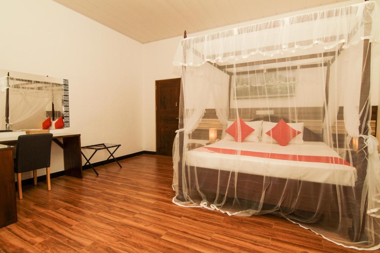 Clove Transit Hotel Kotugoda المظهر الخارجي الصورة