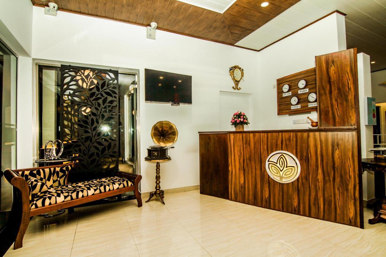 Clove Transit Hotel Kotugoda المظهر الخارجي الصورة